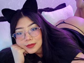 AlessaJames - Live Sex Cam - 15481246