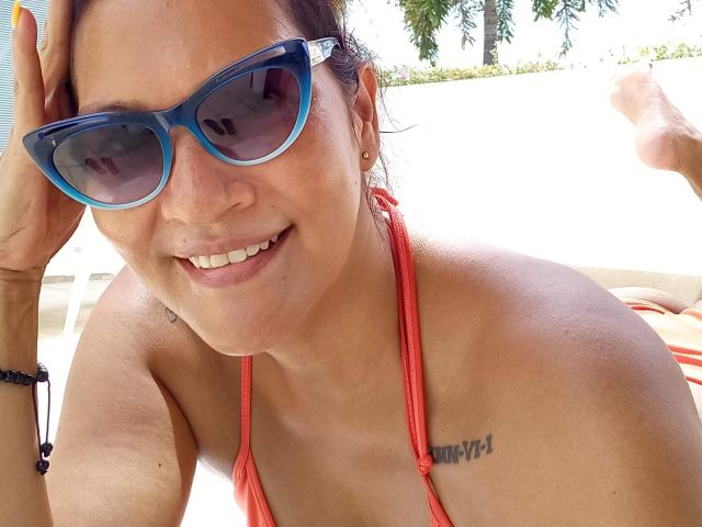 MatureJennyX - сексуальная веб-камера в реальном времени - 15490118