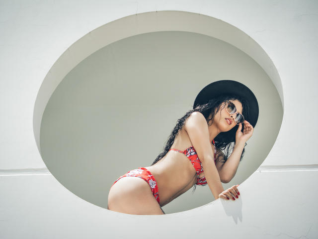 EmilyV - Live sex cam - 15499542