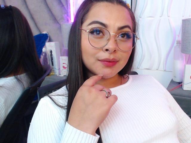 ValerySanders - Live Sex Cam - 15499874