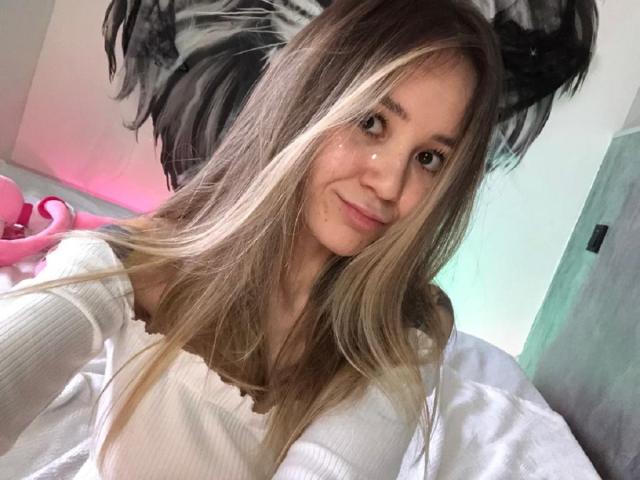 ZeroCalories - Live Sex Cam - 15513194