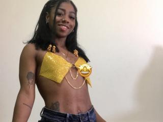 Molly69X - Live sex cam - 15520390