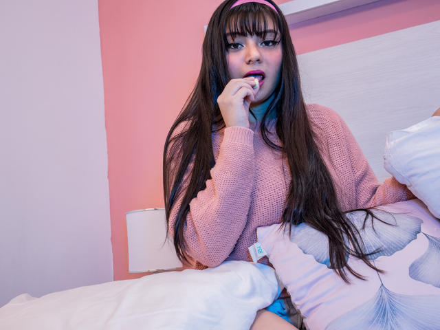 ValeriaRosee - Live Sex Cam - 15521314