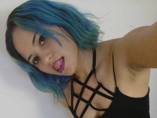 CassieJones - Live Sex Cam - 15533814