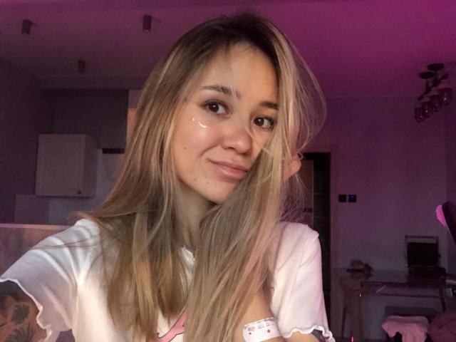 ZeroCalories - Live Sex Cam - 15537682