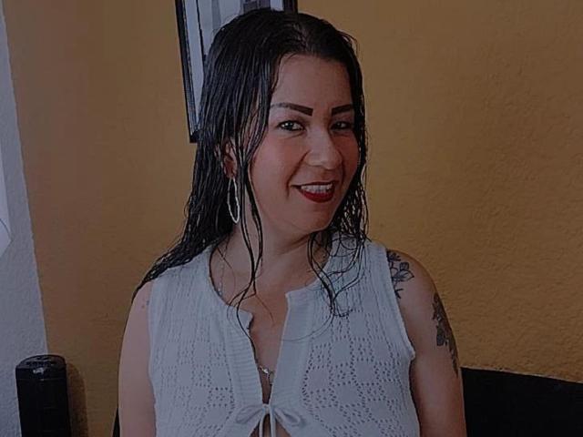 LunaJh - Live Sex Cam - 15551094