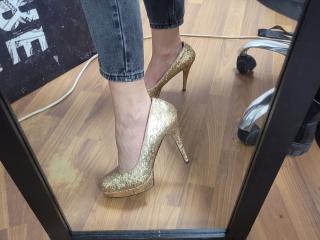 Kandinskaya - Élő pornó és szexkamera - 15557327