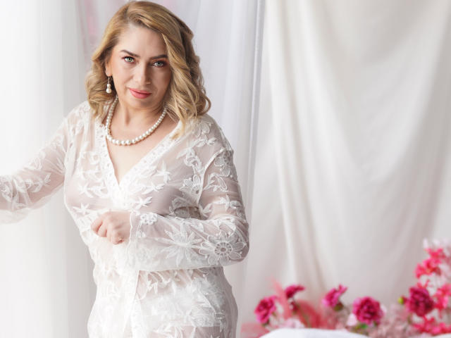 AnnaAmour - Sexe cam en vivo - 15579803