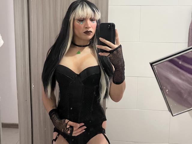 NaughtyMarianaTs - Live Sex Cam - 15581012