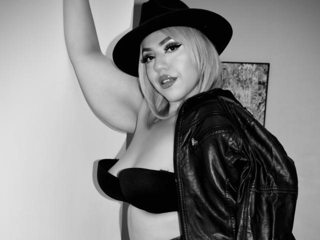 LeahMilliers - Live Sex Cam - 15582731