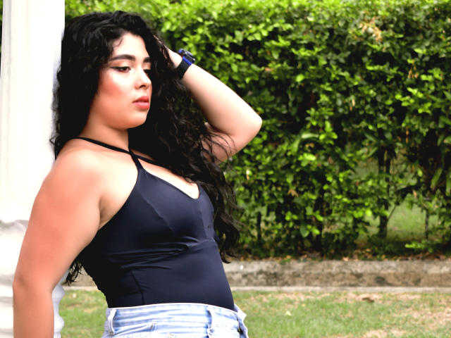 AgathaColinss - Live sex cam - 15600338