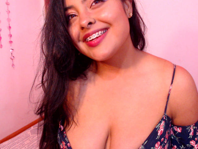 AngelaRoggers - Live sexe cam - 15606666