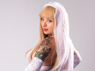 ElectraCiprianni - сексуальная веб-камера в реальном времени - 15617622