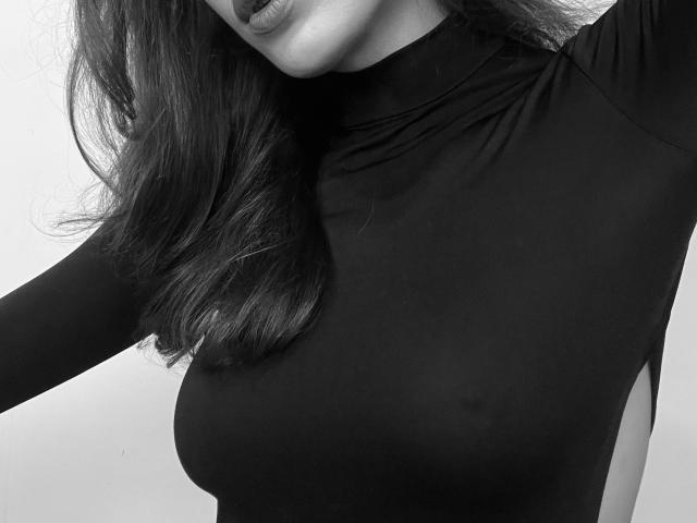 VievienneClemente - Live porn &amp; sex cam - 15625930