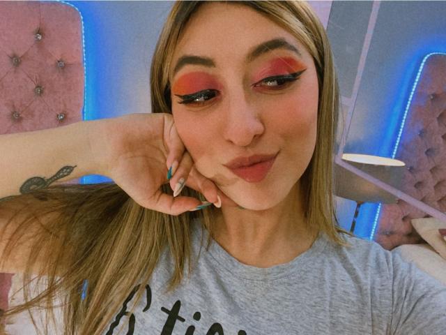 SabrinaMontana - Live porn &amp; sex cam - 15630210