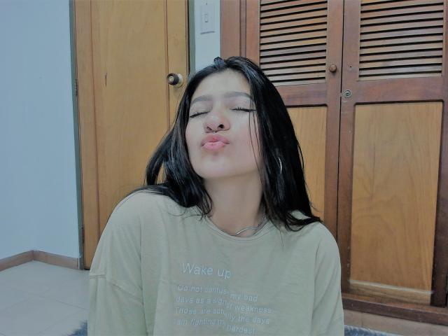 AlisMariani - Live sex cam - 15632238