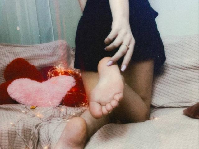 KiraRobberts - Sexe cam en vivo - 15635734