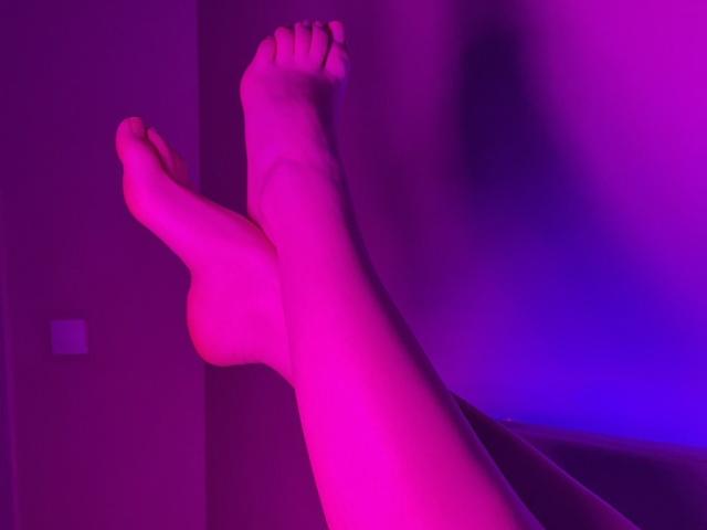 KiraRobberts - Sexe cam en vivo - 15635742