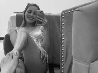 RoxanaHudson - Sexe cam en vivo - 15636702