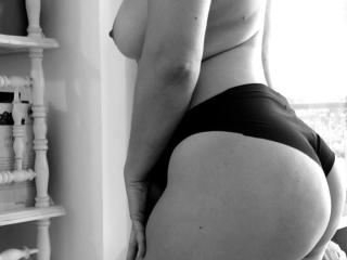 MeahBrunette - Live Sex Cam - 15652738