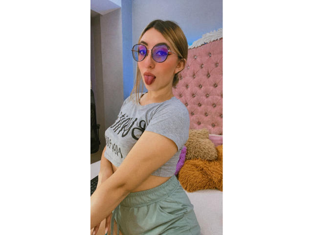 SabrinaMontana - Live Sex Cam - 15656206