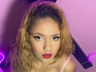 CorinaAllen - Live sex cam - 15667274