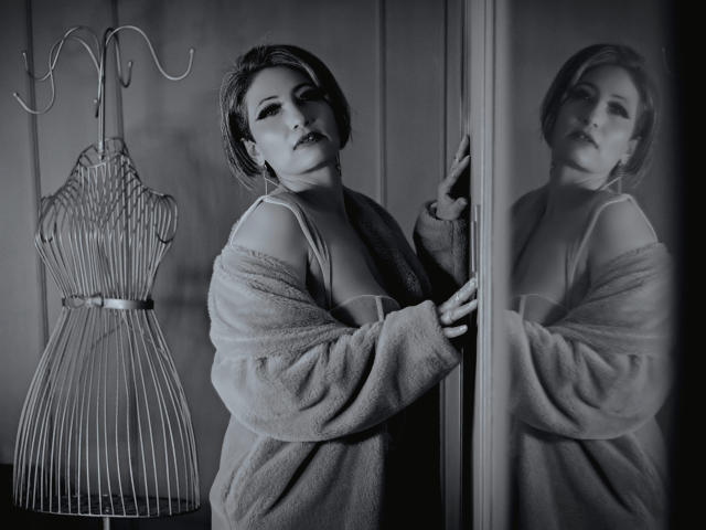 AlexaMature - Live porn &amp; sex cam - 15670686