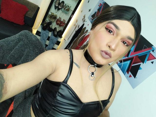 AlinaFoxyTs - Sexe cam en vivo - 15670754
