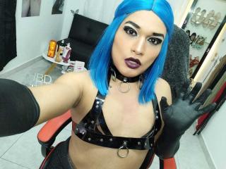 AlinaFoxyTs - Live sex cam - 15670786