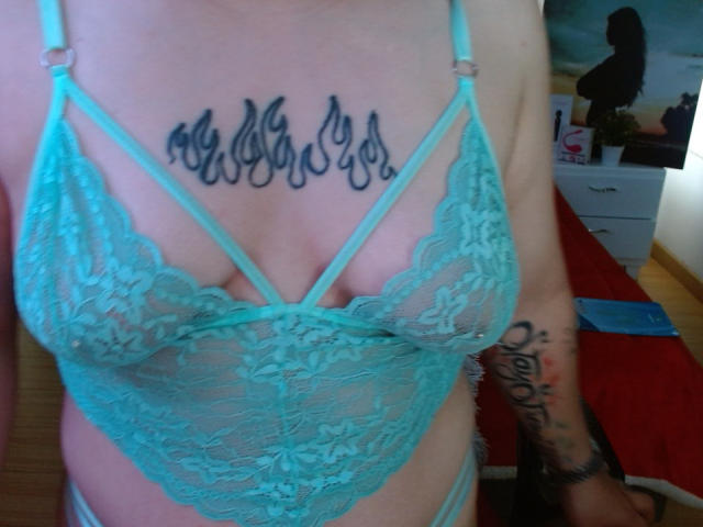 NatalieHarris - Live sex cam - 15674702