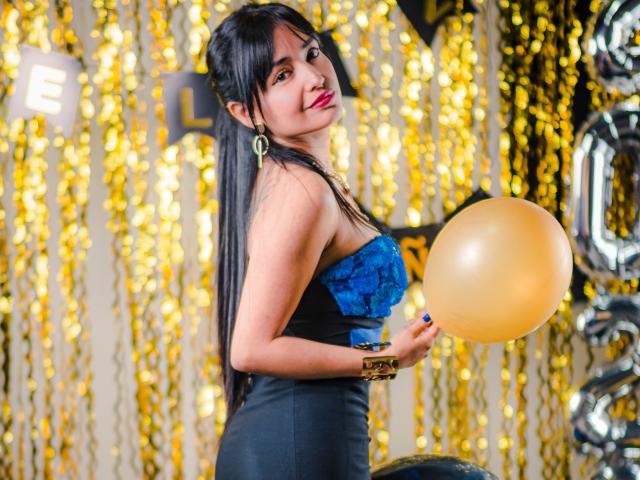 SilvannaReyes - Live sex cam - 15680498