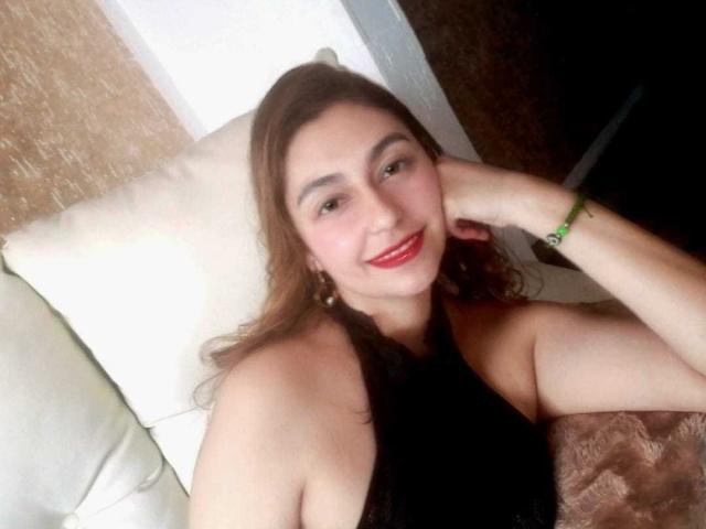 RosalieBlack - Live sex cam - 15683522