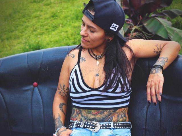 AmelieBlake - сексуальная веб-камера в реальном времени - 15692846