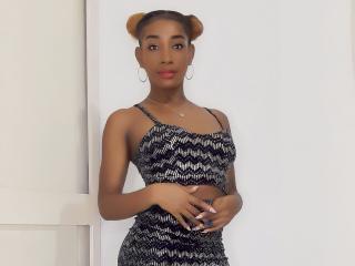 LarissaWilson - Sexe cam en vivo - 15696918