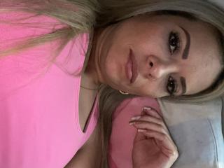 CharlotteRouse - Live porn & sex cam - 15702290