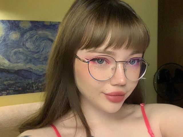 MillyMiltton - Live Sex Cam - 15711810