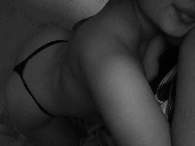 EmmaSanz - Live porn &amp; sex cam - 15713242