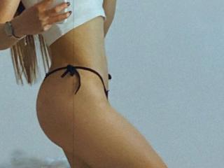 AprillRosen - Live sexe cam - 15746650