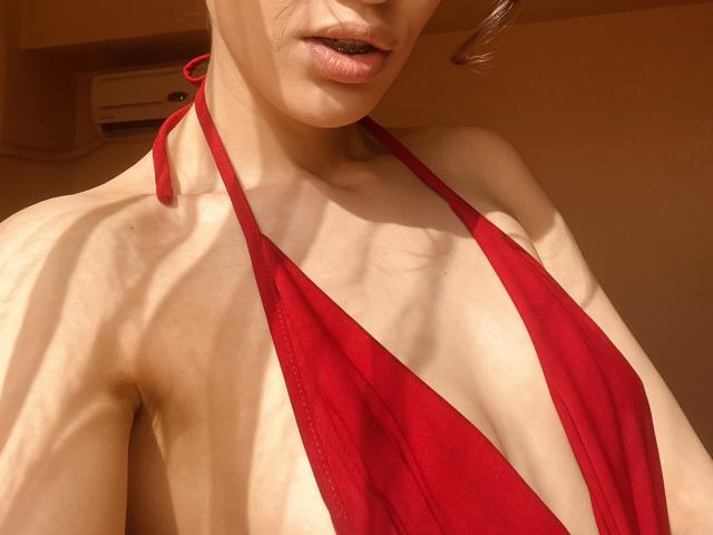 VievienneClemente - Live porn &amp; sex cam - 15748922