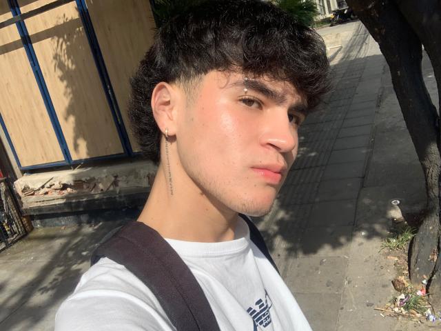 AustinKings - Live Sex Cam - 15763158