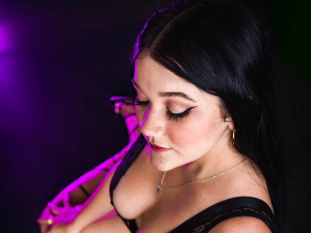 CarolineSmithX - Live sex cam - 15772574