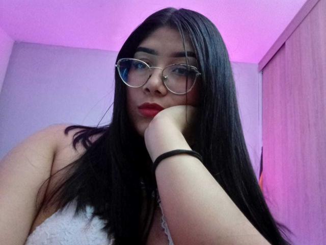 AlessaJames - Live sex cam - 15787826