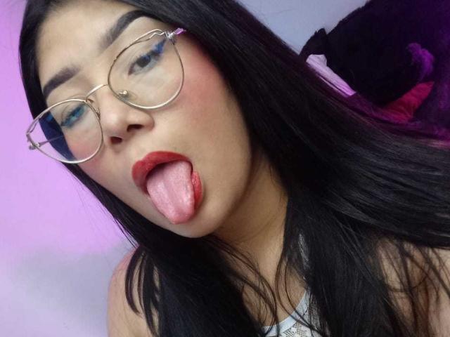 AlessaJames - Live sex cam - 15787838