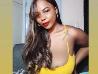 EmiraHot - Live Sex Cam - 15790774