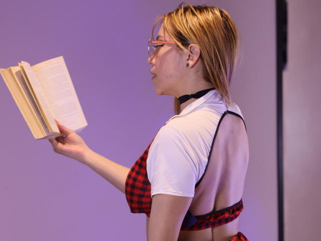 SophieMarkrov - Live Sex Cam - 15793894