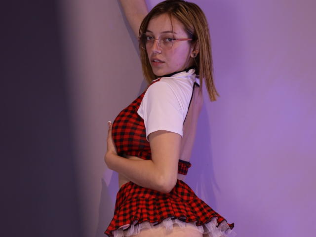 SophieMarkrov - Live Sex Cam - 15793914