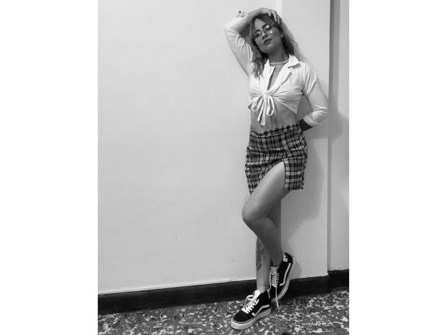 ValerieSage - Live sex cam - 15814190
