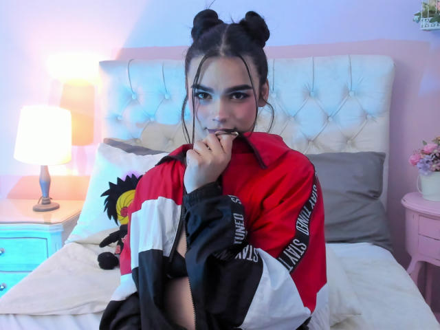 CharlotteBroown - Live porn &amp; sex cam - 15814530