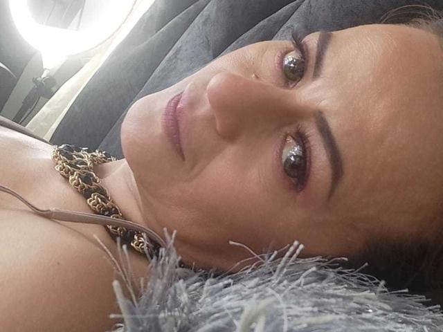 Maghenta - Live sex cam - 15828030