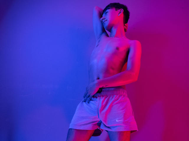 OliverMJ - Live Sex Cam - 15847986